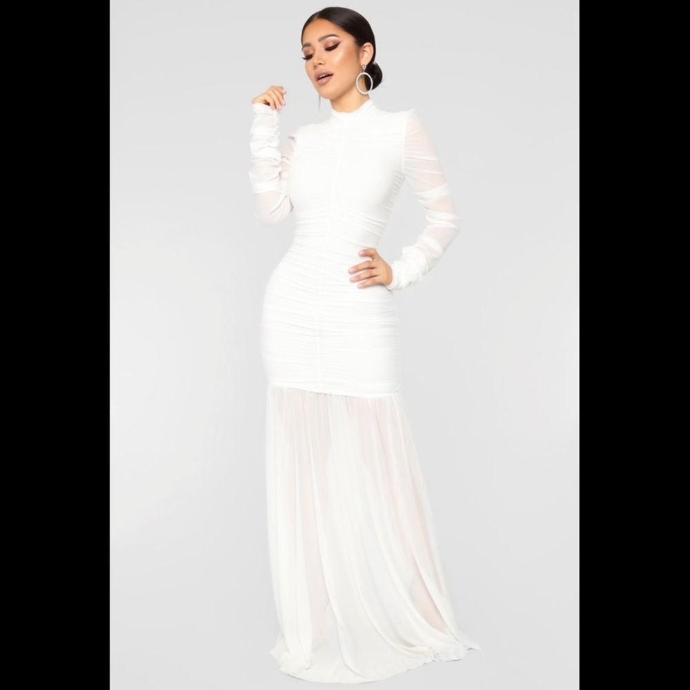 Fashion Nova Cardi Party Ruched Dress (NWT)